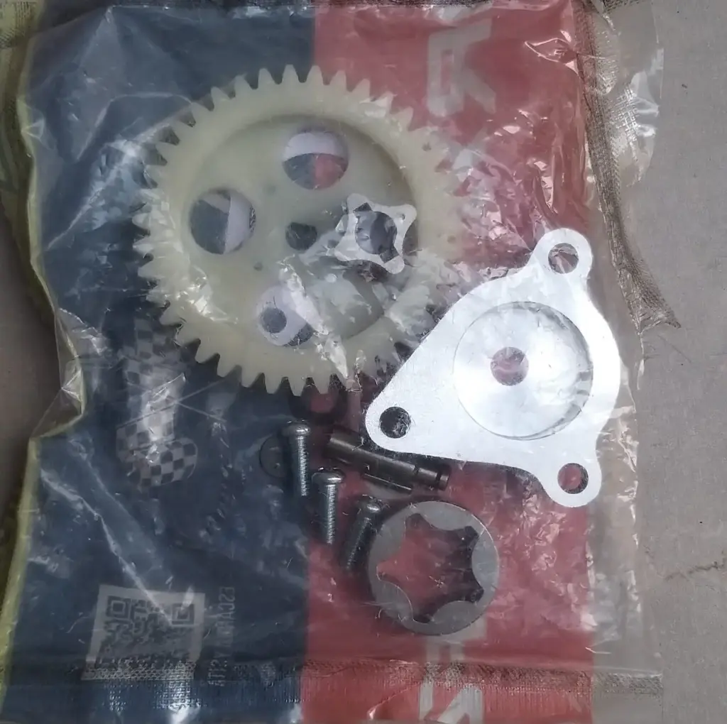 [FB020-002] BOMBA DE ACEITE - F370  FK370  PEPPER370  FR370 FB020-002