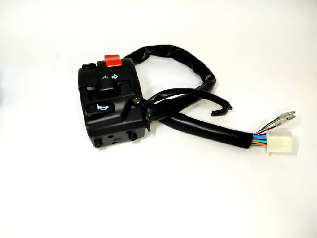 [R250-111714] COMANDO IZQUIERDO S.SPORT R250-111714